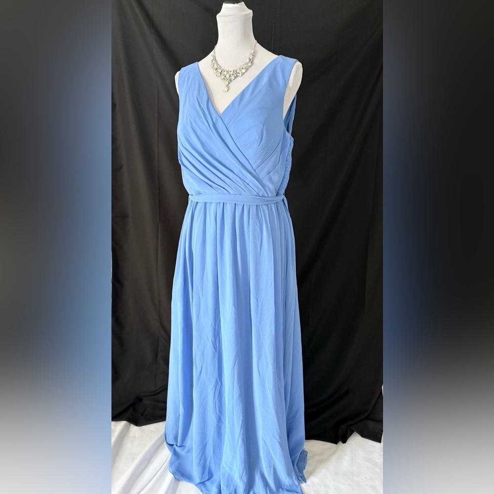 Chic Sky Blue Maxi Dress